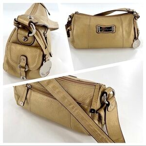 Sophia Caperelli Gold Leather Beget shoulder bag